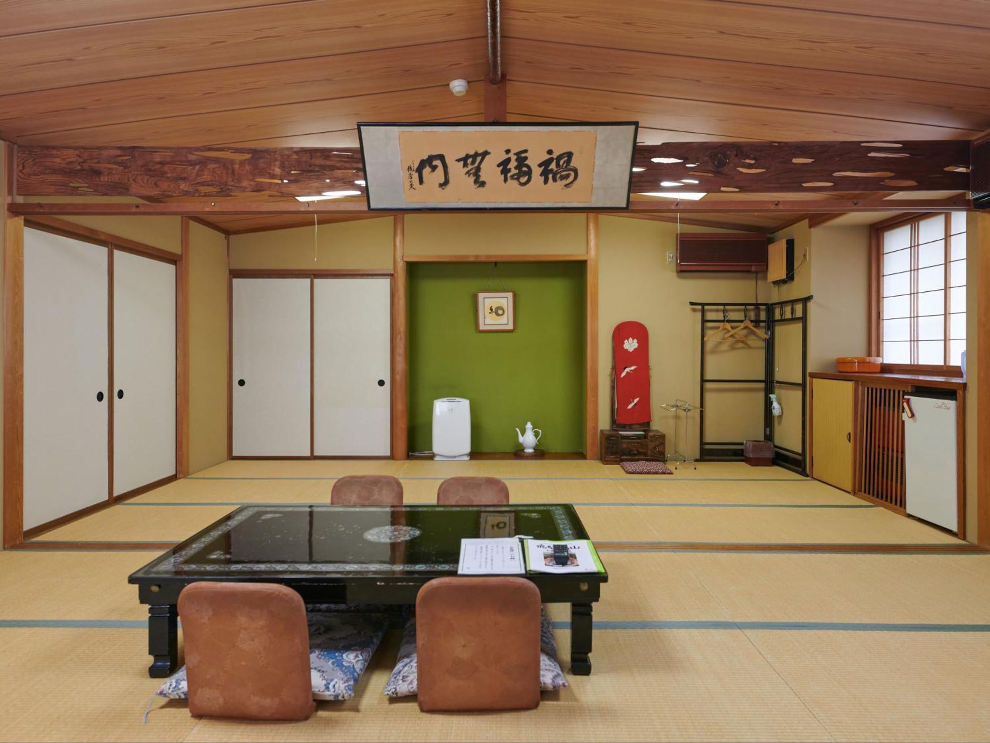 Tabist Ryokufuen Kiyoharu Hotell Takayama  Eksteriør bilde
