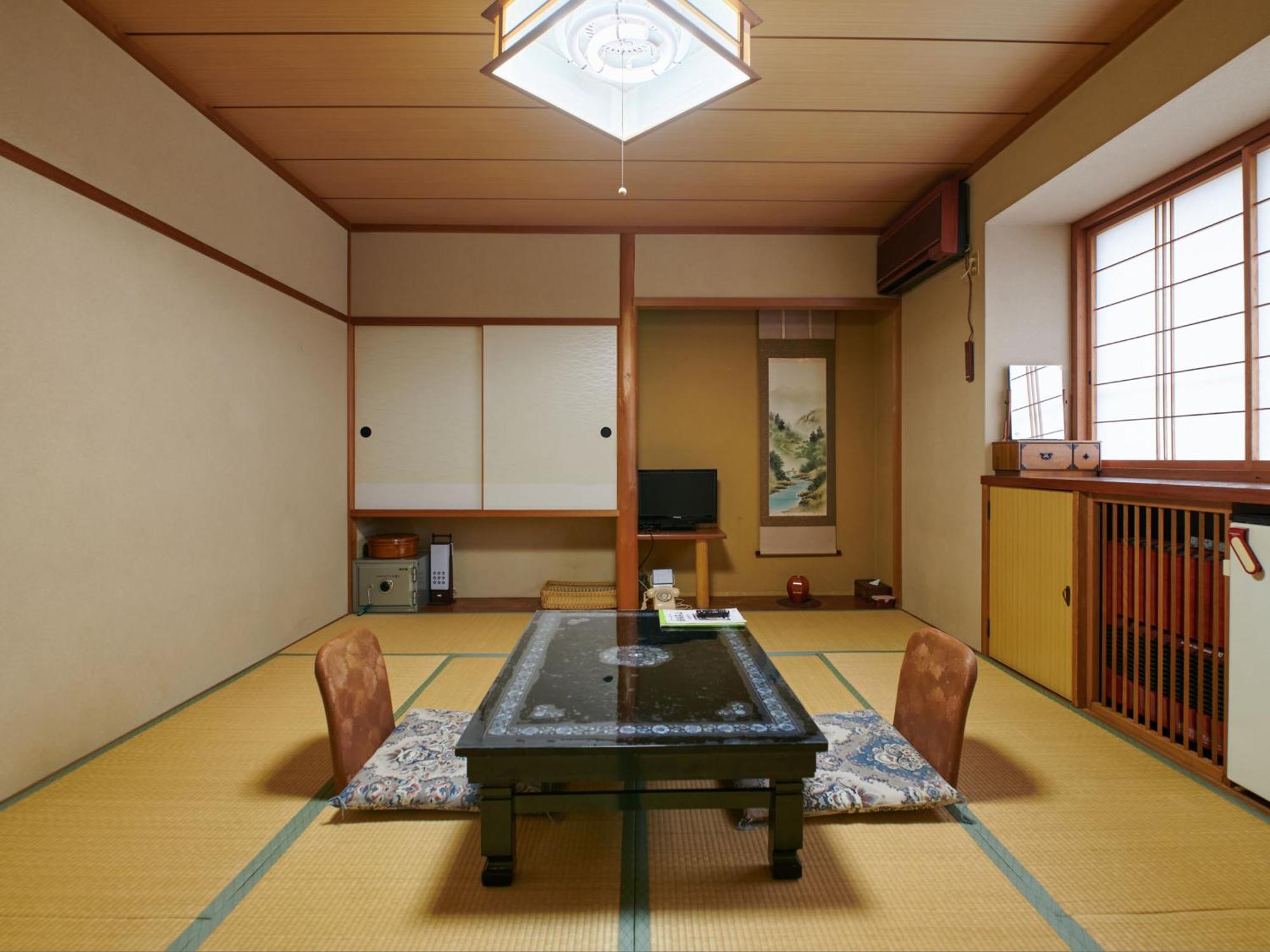 Tabist Ryokufuen Kiyoharu Hotell Takayama  Eksteriør bilde