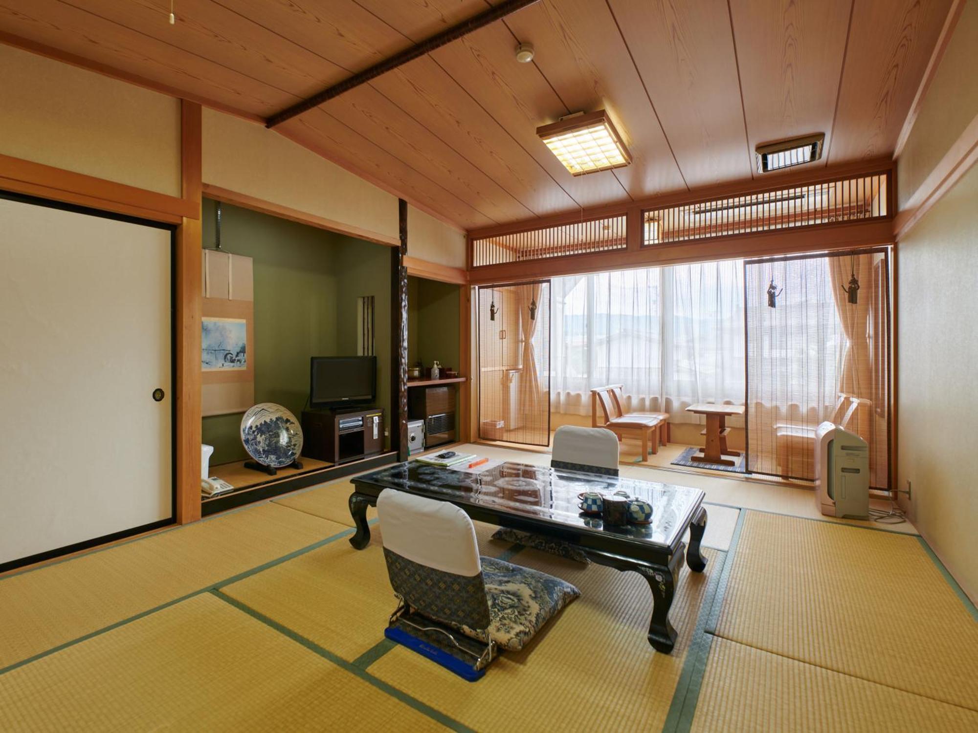 Tabist Ryokufuen Kiyoharu Hotell Takayama  Eksteriør bilde